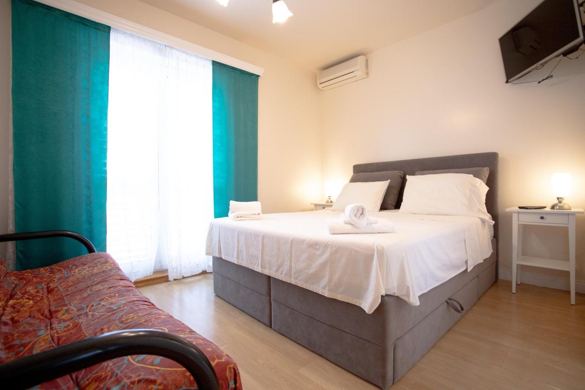 Apartments Mijajov Dvor Sumartin Habitación foto